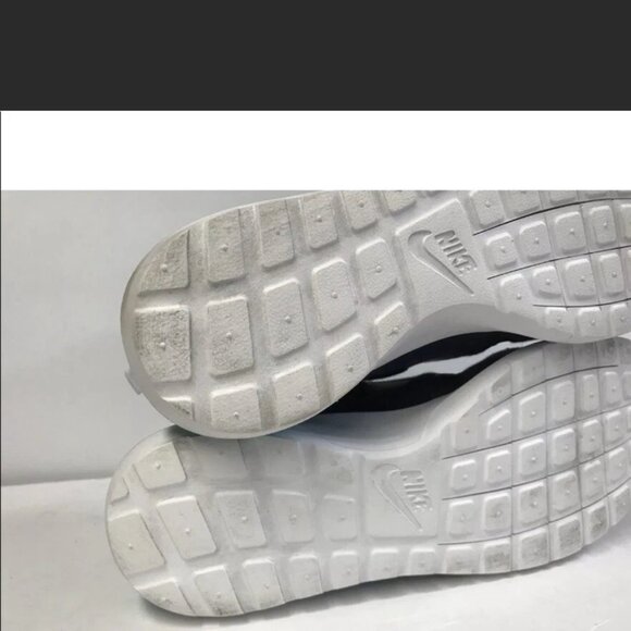 Size 11 - NIKE ROSHE RUN NM OBSIDIAN BLACK BLEACHED TURQUOISE WHITE 652804-403 - Picture 7 of 8